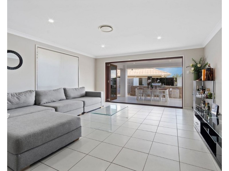 30 Landsdowne Drive, Ormeau Hills QLD 4208