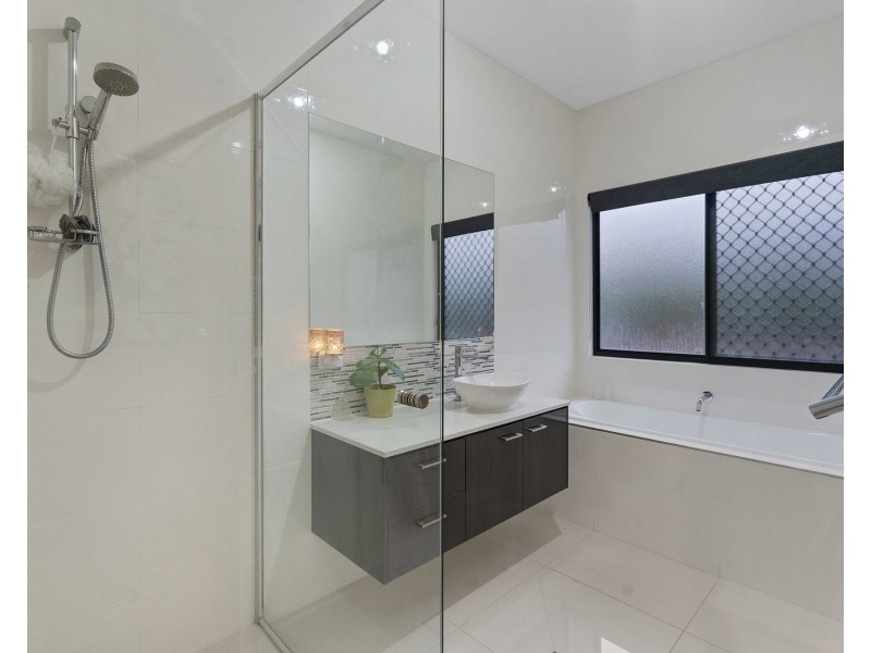 21 Lucinda Road, Logan Village QLD 4207