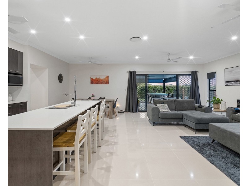 21 Lucinda Road, Logan Village QLD 4207