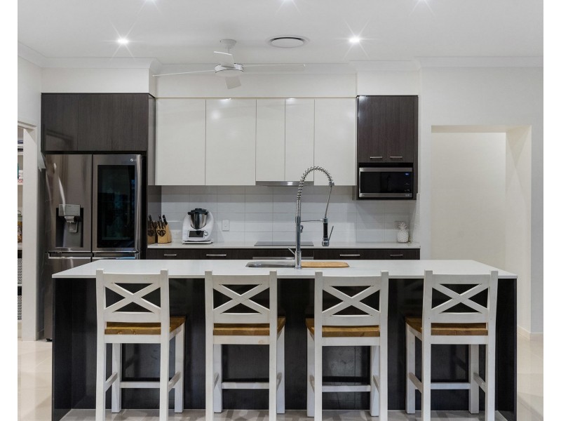 21 Lucinda Road, Logan Village QLD 4207