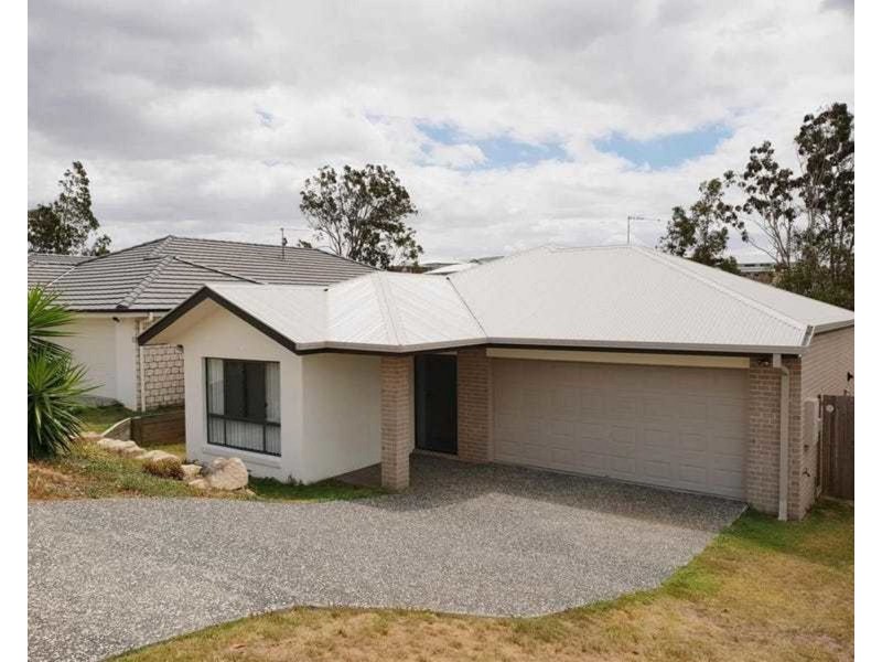 13 Dee Street, Deebing Heights QLD 4306