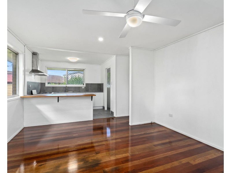 5 Saverin Road, Eagleby QLD 4207