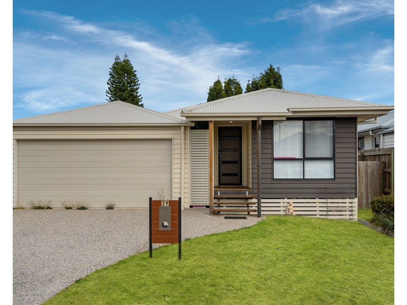 39 Wood Drive, Redbank Plains QLD 4301