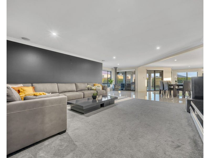 25 Lucinda Road, Logan Village QLD 4207