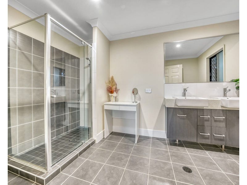 25 Lucinda Road, Logan Village QLD 4207