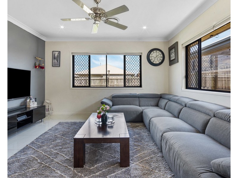3 Gordon Crescent, Mango Hill QLD 4509