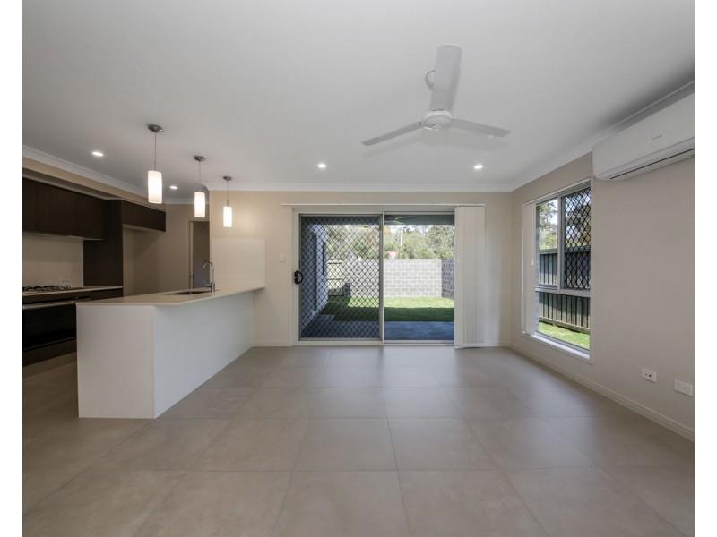 1 Silkwood Circuit, Park Ridge QLD 4125