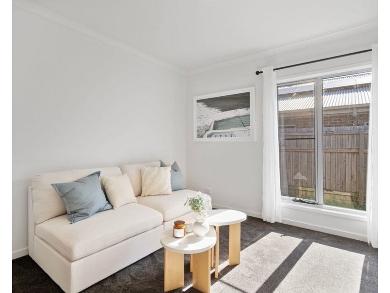 37 Slate Court, Logan Reserve QLD 4133