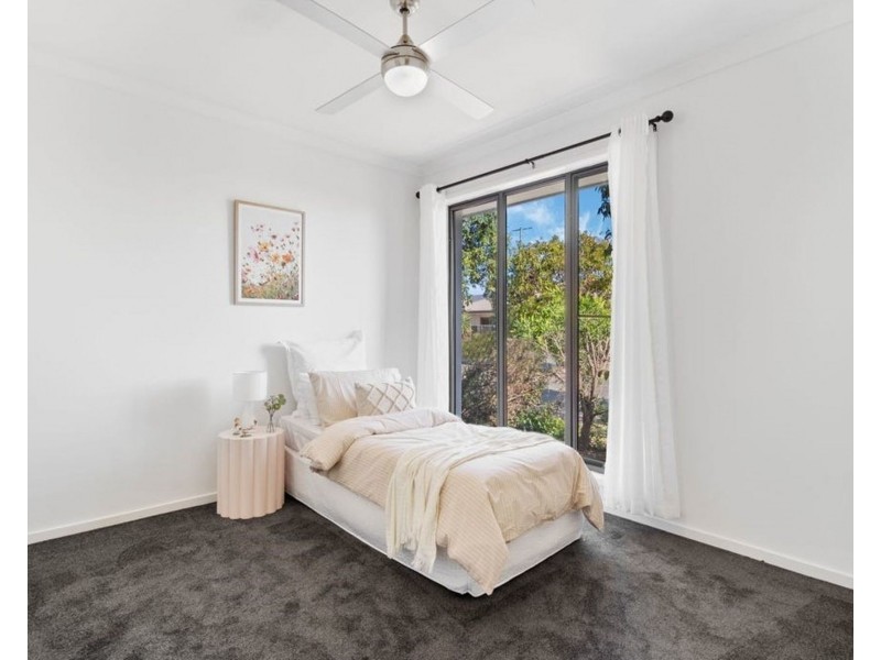 37 Slate Court, Logan Reserve QLD 4133