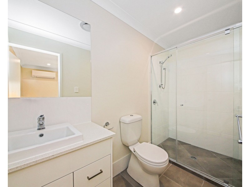 1/3 Bellatrix Drive, Kingston QLD 4114