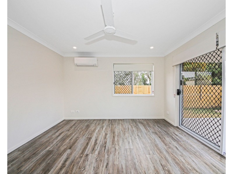 1/3 Bellatrix Drive, Kingston QLD 4114