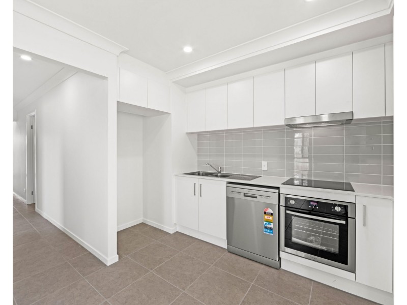 18B Templeton Street, Logan Reserve QLD 4133