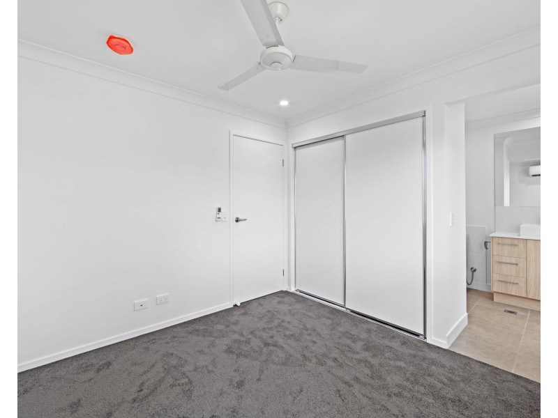 18B Templeton Street, Logan Reserve QLD 4133
