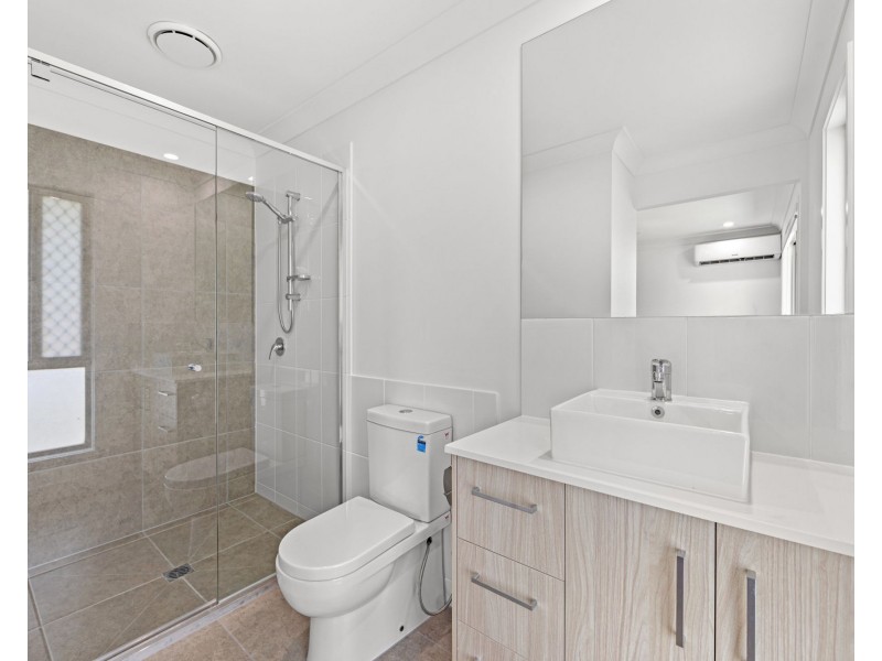 18B Templeton Street, Logan Reserve QLD 4133