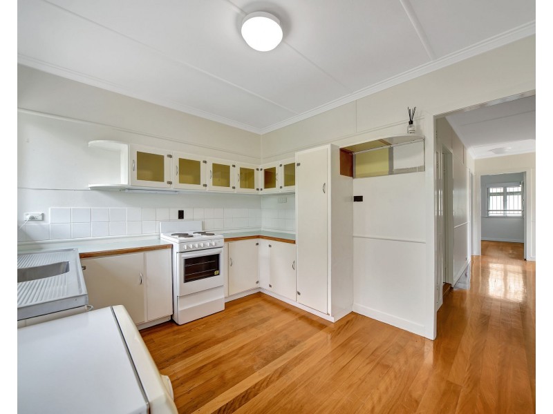 73 Evenwood Street, Coopers Plains QLD 4108