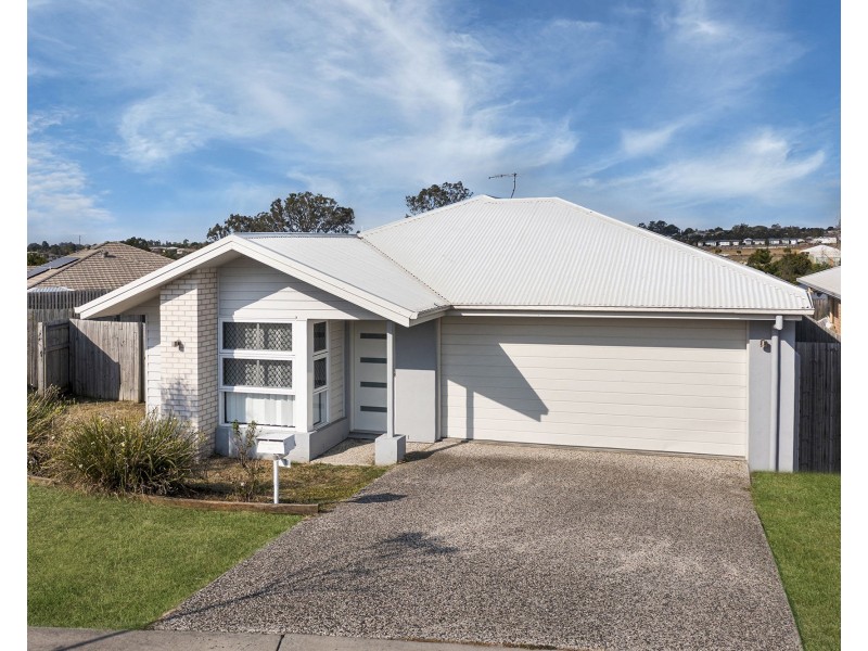 11 Shelley Street, Redbank Plains QLD 4301