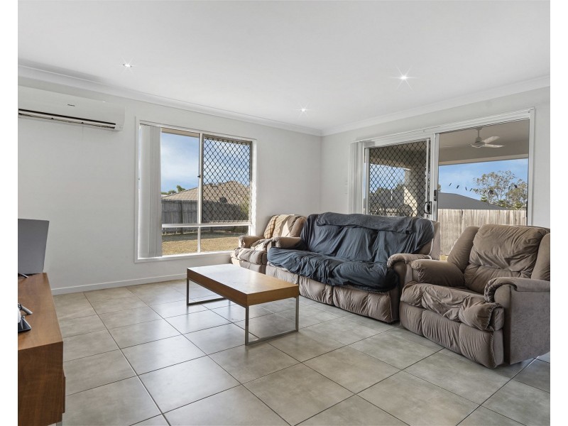 11 Shelley Street, Redbank Plains QLD 4301