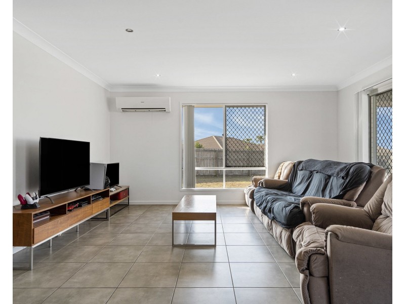 11 Shelley Street, Redbank Plains QLD 4301