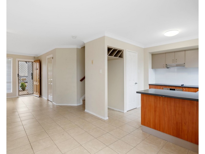 5/11 Pyranees Street, Calamvale QLD 4116