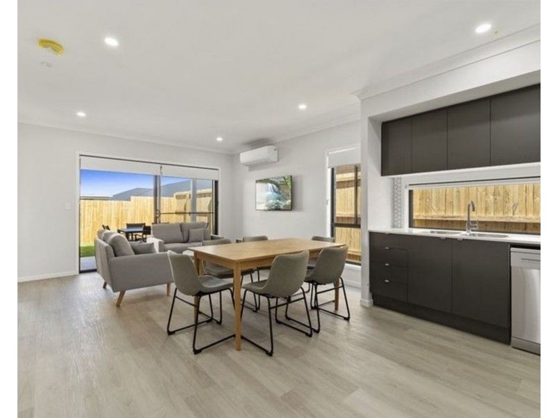 6 Alder St, Logan Reserve QLD 4133