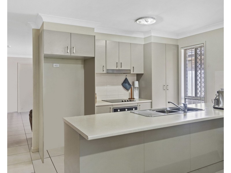 17 Jones Street, Rothwell QLD 4022