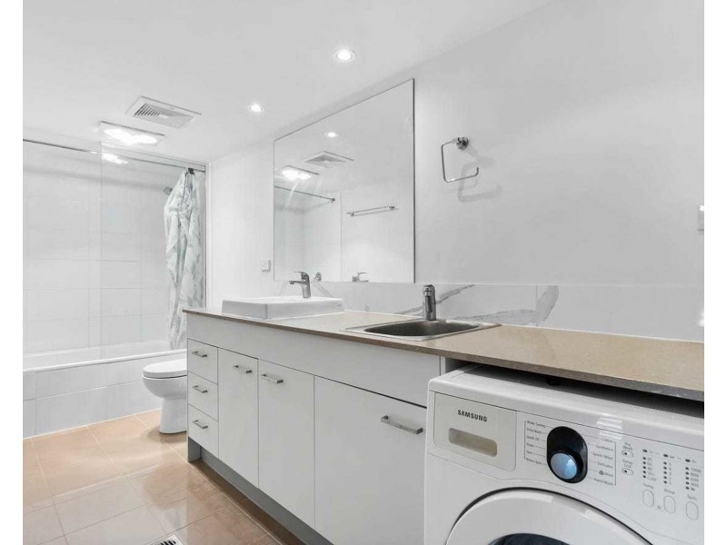 37 482 Upper Roma Street, Brisbane City QLD 4000