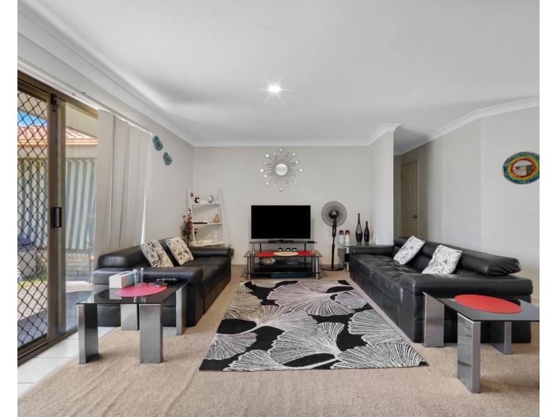 6 Evergreen Court, Calamvale QLD 4116