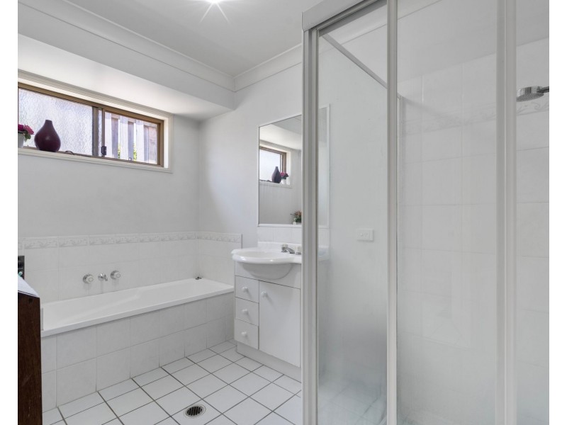 6 Evergreen Court, Calamvale QLD 4116