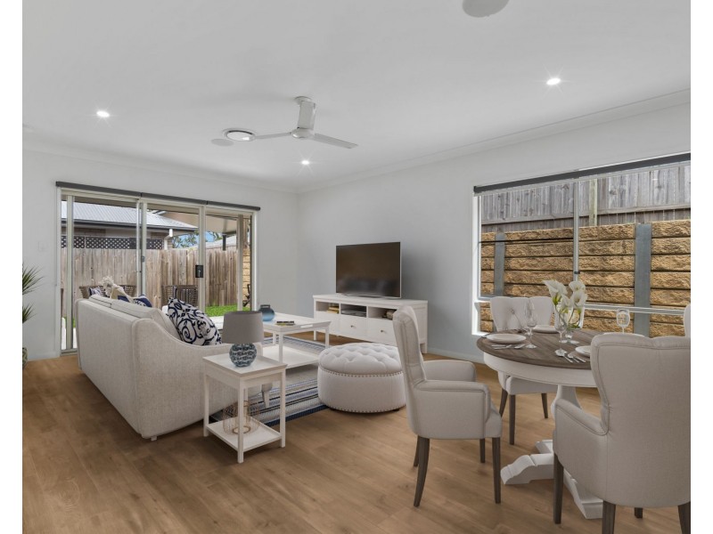 42 Jonas Circuit, Holmview QLD 4207