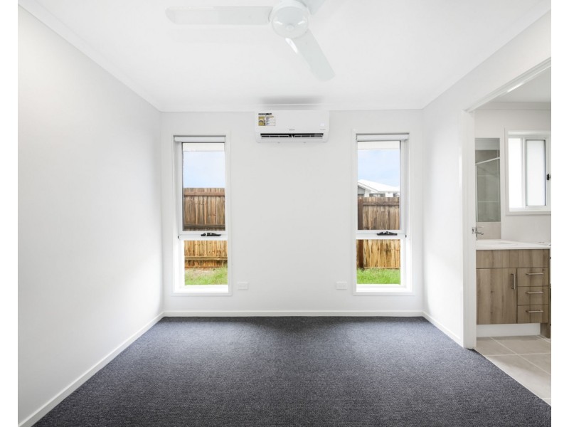 37 Trevi Circuit, Logan Reserve QLD 4133