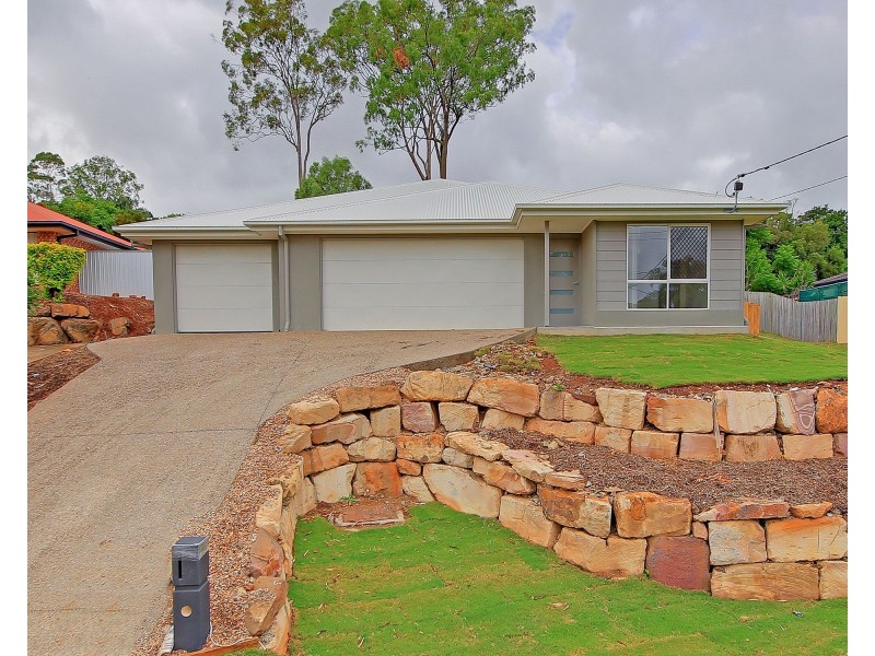 19 Avonmore Street, Edens Landing QLD 4207