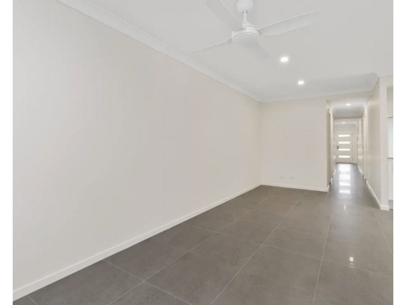 58a Dunaden place, Logan Reserve QLD 4133