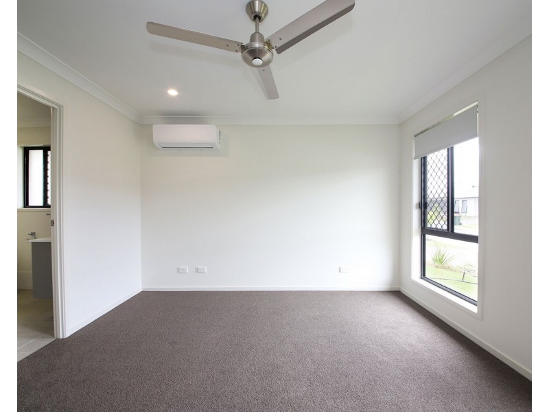 4 Delaway Street, Chambers Flat QLD 4133