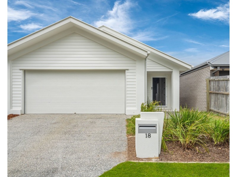 18 Bloomfield Esplanade, South Maclean QLD 4280