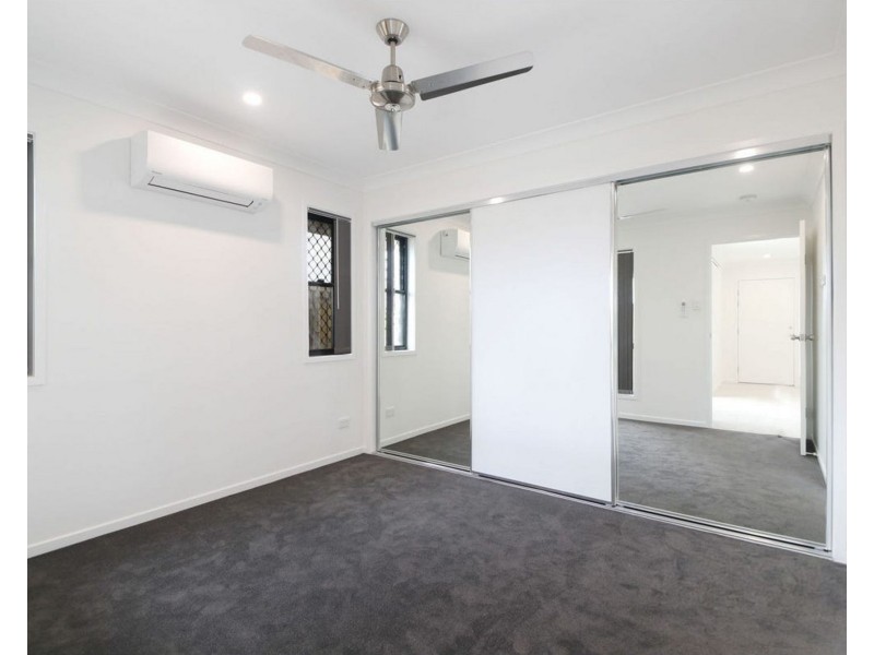 7 Norfolk Lane, Park Ridge QLD 4125