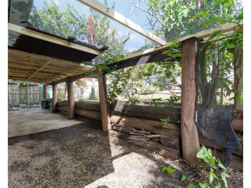 10 Louden Street, Woodridge QLD 4114