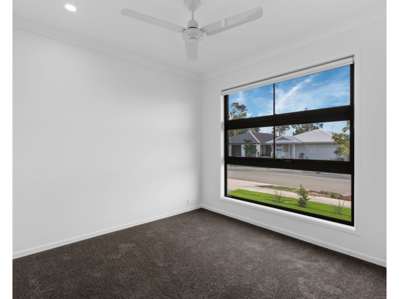 83 Bisschop Street, Deception Bay QLD 4508