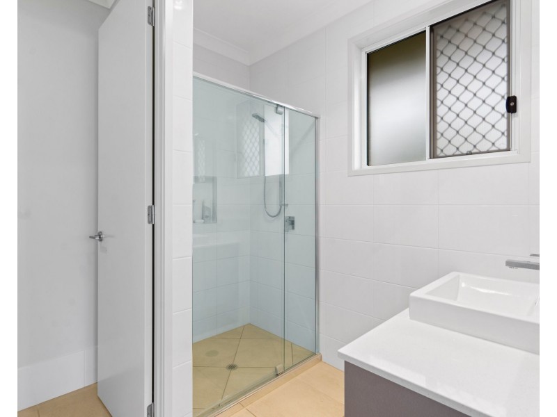 9 Jordan Close, Slacks Creek QLD 4127