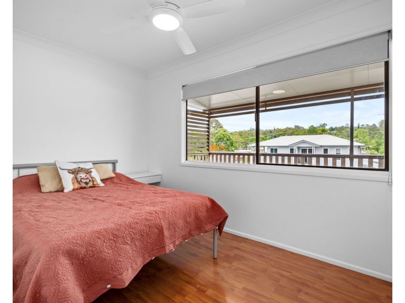 16 Hillside Drive, Daisy Hill QLD 4127