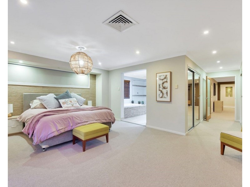 15 Landsdowne Drive, Ormeau Hills QLD 4208