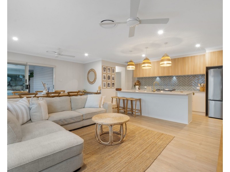 37 Flowers Drive, Coomera QLD 4209