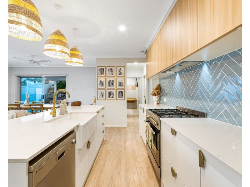 37 Flowers Drive, Coomera QLD 4209