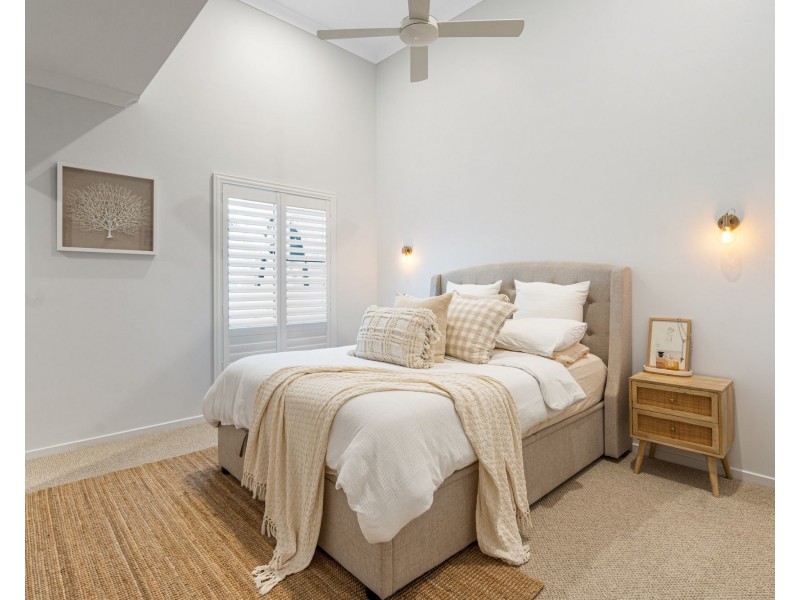 37 Flowers Drive, Coomera QLD 4209