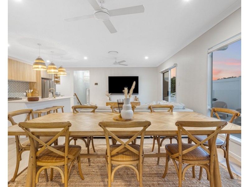 37 Flowers Drive, Coomera QLD 4209