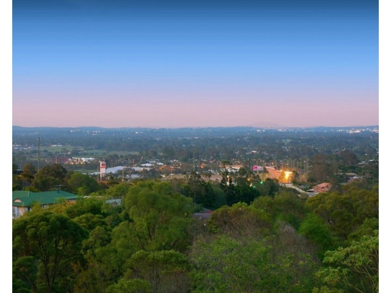 21 Hillside Circuit, Edens Landing QLD 4207