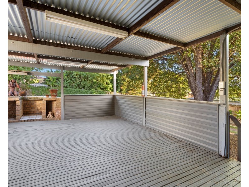 6 Mullen Street, Woodridge QLD 4114