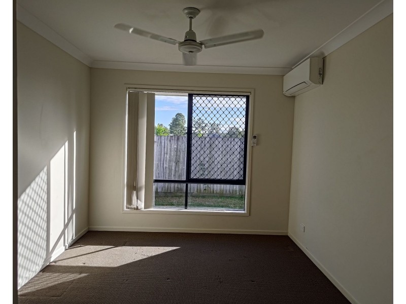 25 Lachlan St, Hillcrest QLD 4118