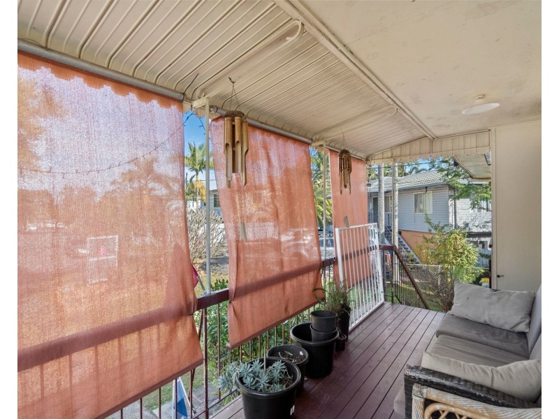 32 Golden Street, Logan Central QLD 4114