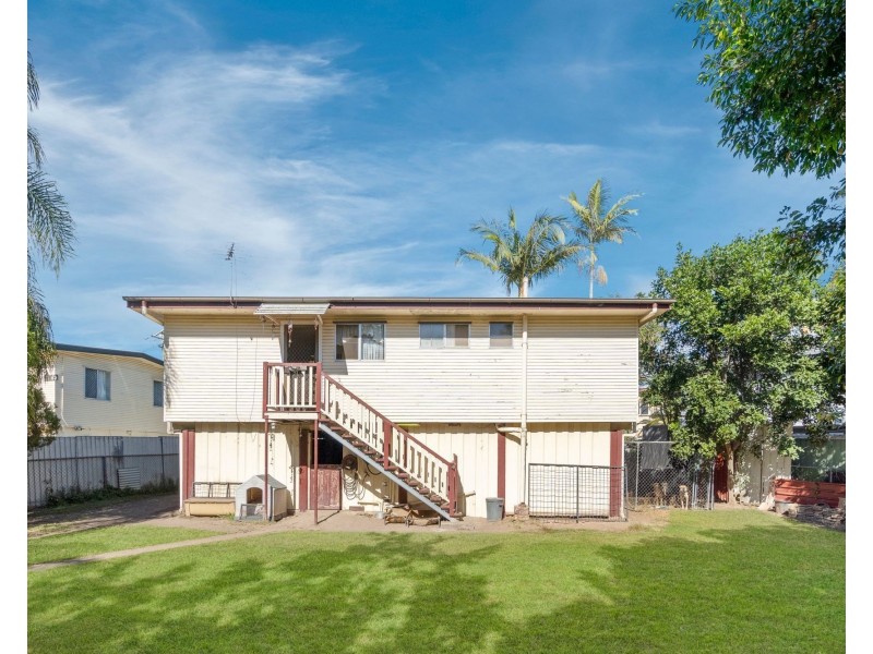 32 Golden Street, Logan Central QLD 4114