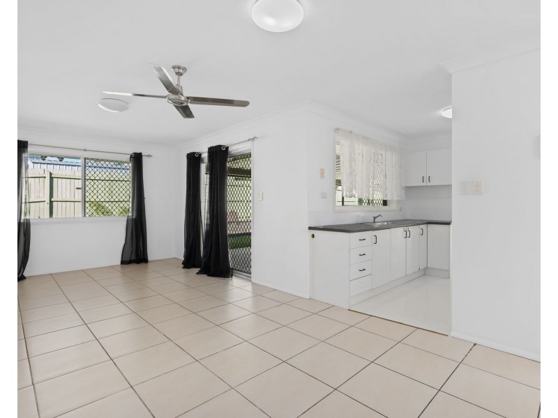 58 Bushland Drive, Regents Park QLD 4118